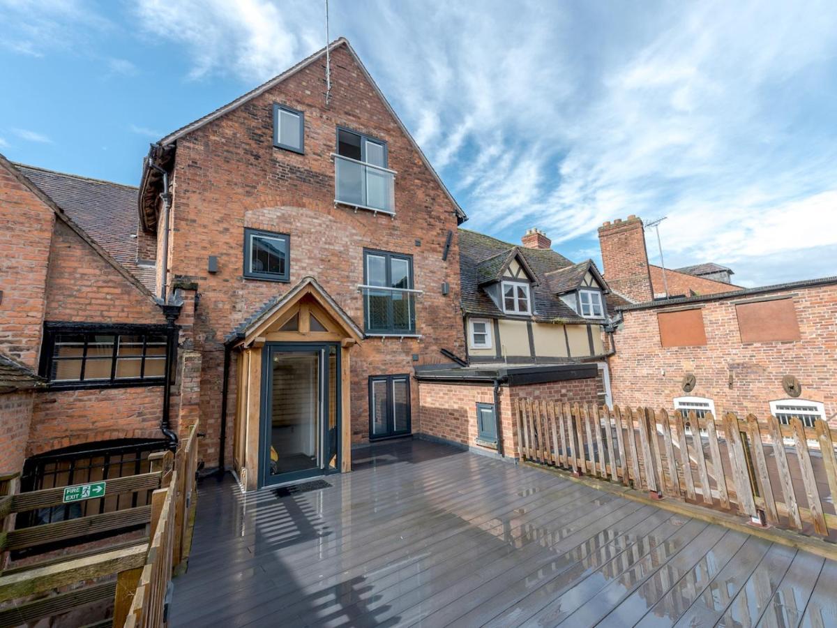 Pass The Keys 5C Charming Town Centre Apartment With Roof Top Views Shrewsbury Dış mekan fotoğraf